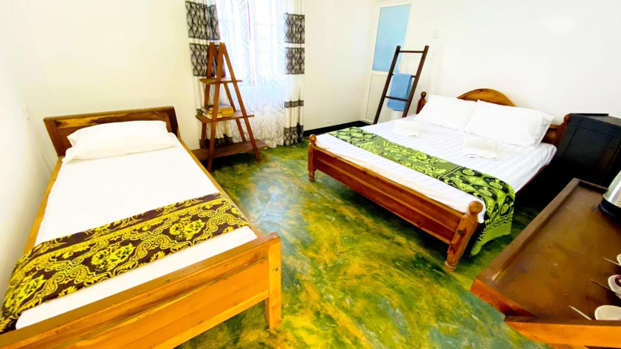 Madiha Surf House Lanka Hotel มาตารา ภายนอก รูปภาพ
