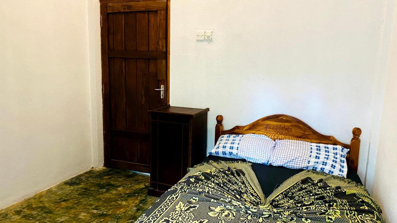Madiha Surf House Lanka Hotel มาตารา ภายนอก รูปภาพ