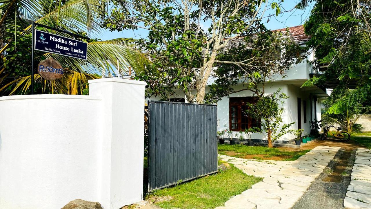 Madiha Surf House Lanka Hotel มาตารา ภายนอก รูปภาพ