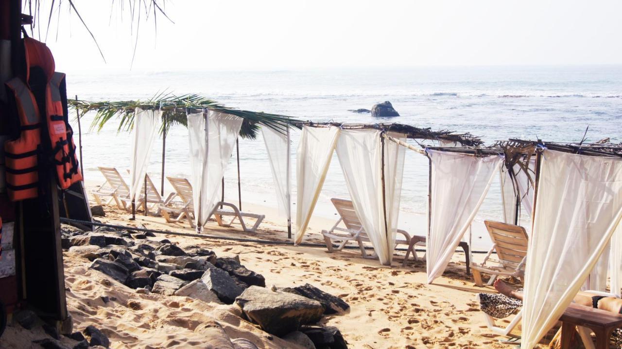 Madiha Surf House Lanka Hotel มาตารา ภายนอก รูปภาพ